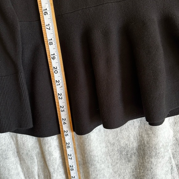 THALÍA SODI WOMENS SWEATER LONG SLEEVE WITH RHINESTONES SZ MEDIUM - Picture 4 of 10